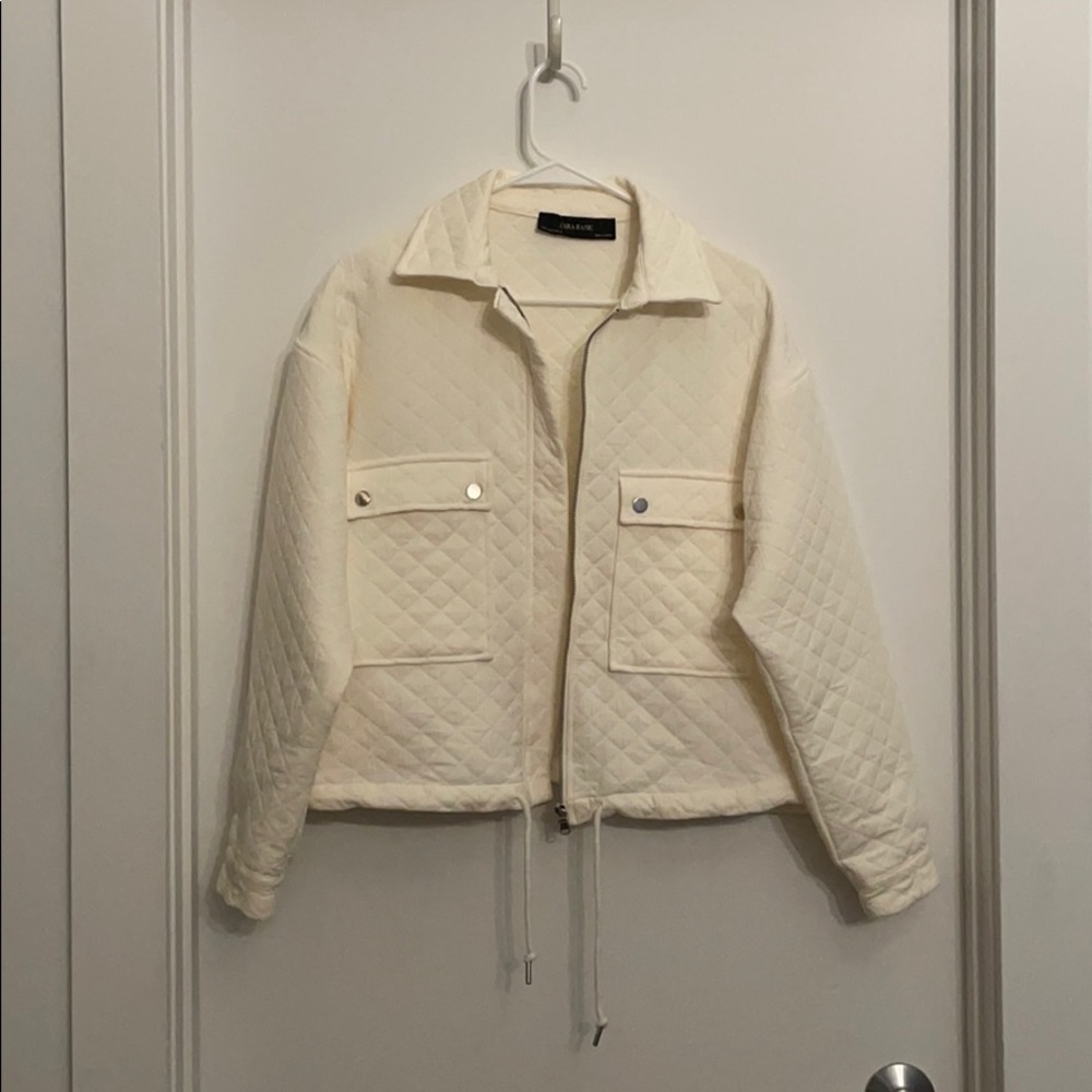 Zara White Quilted Zipper Jacket NWOT